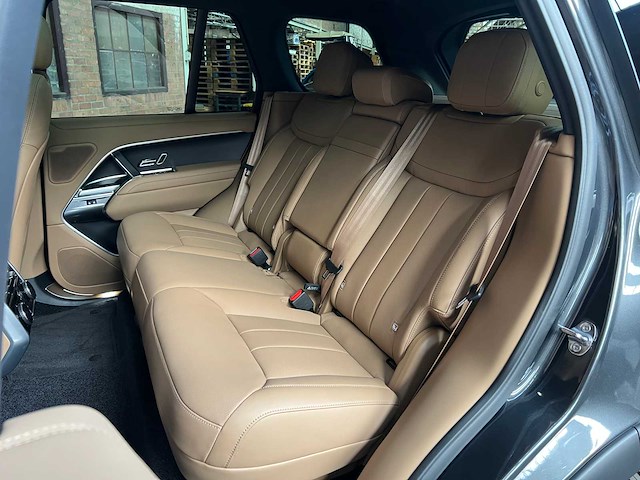 Land rover range rover p460e hse awd 460pk 2025 -my26- plug-in hybrid, hsf-72-f fabrieksgarantie - afbeelding 39 van  53