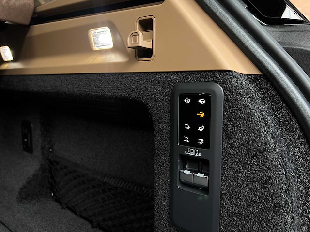 Land rover range rover p460e hse awd 460pk 2025 -my26- plug-in hybrid, hsf-72-f fabrieksgarantie - afbeelding 19 van  53