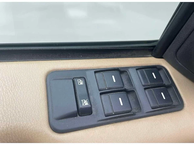 Land rover range rover sport 2.7 tdv6 hse | 78-zh-sh i - afbeelding 8 van  21