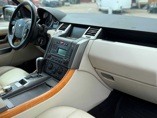 Land rover range rover sport 2.7 tdv6 s 74-zb-fk - afbeelding 12 van  16