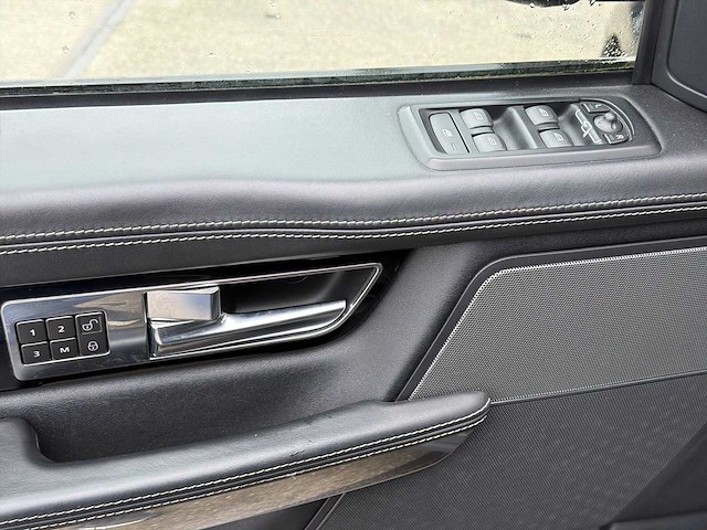 Land rover range rover sport 3.0 sdv6 autobiography | 7-srv-66 i - afbeelding 2 van  23