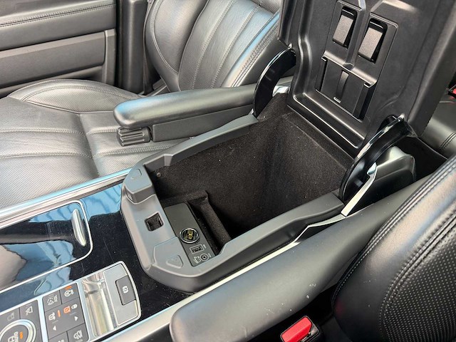 Land rover range rover sport 3.0 sdv6 autobiography dynamic | rj-935-v i - afbeelding 24 van  44