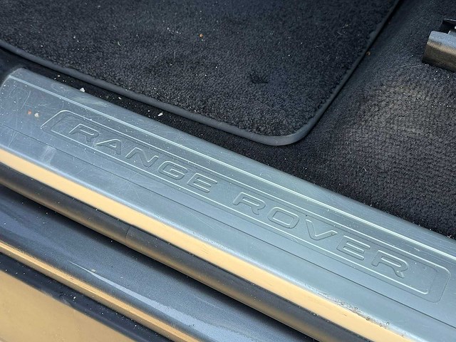 Land rover range rover sport 3.0 sdv6 hse autobiography dynamic | l-011-kz i - afbeelding 11 van  45