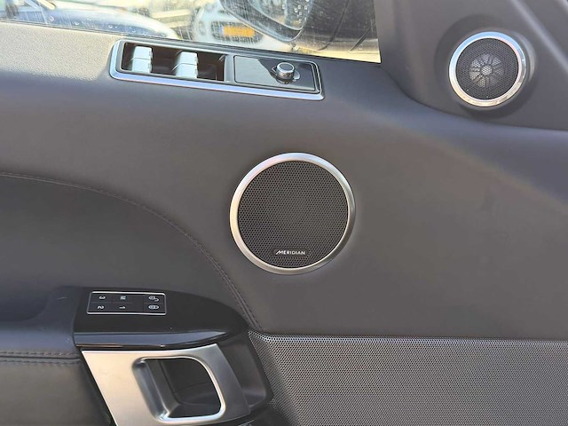 Land rover range rover sport 3.0 sdv6 hse autobiography dynamic | l-011-kz i - afbeelding 13 van  45