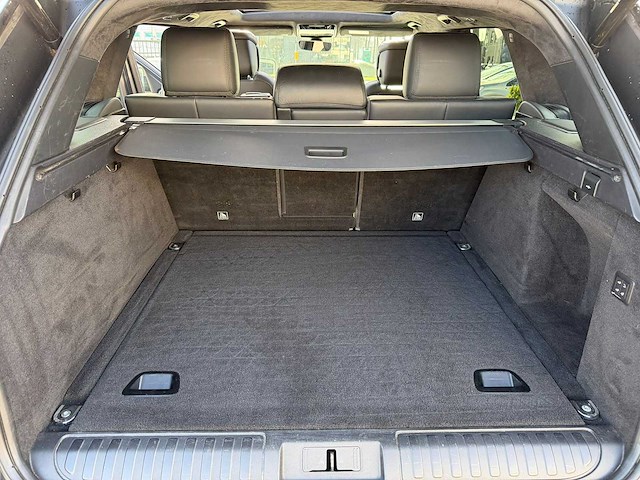 Land rover range rover sport 3.0 sdv6 hse autobiography dynamic | l-011-kz i - afbeelding 16 van  45