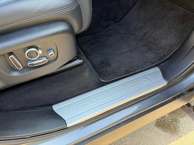 Land rover range rover sport 3.0 sdv6 hse autobiography dynamic | l-011-kz i - afbeelding 22 van  45