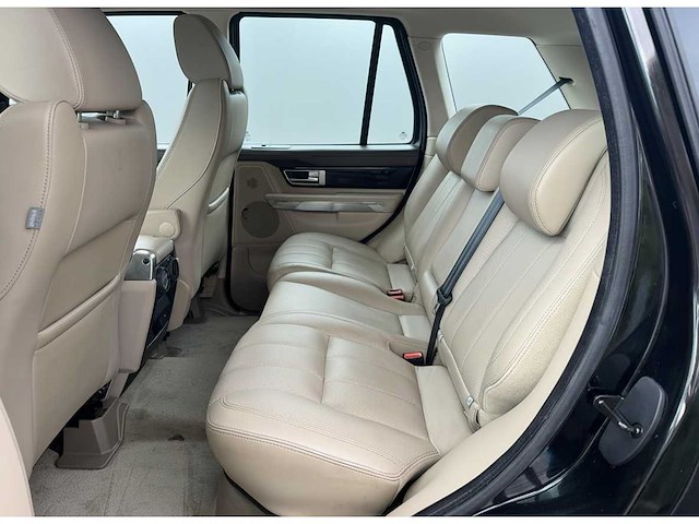 Land rover range rover sport 3.0 tdv6 autobiography | 42-pbv-6 i - afbeelding 22 van  25