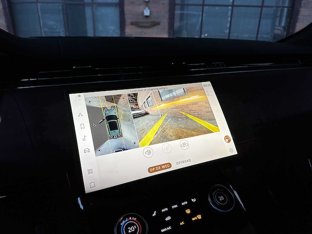 Land rover range rover sport d250 se dynamic 3.0 v6 249pk 2023 - afbeelding 21 van  43