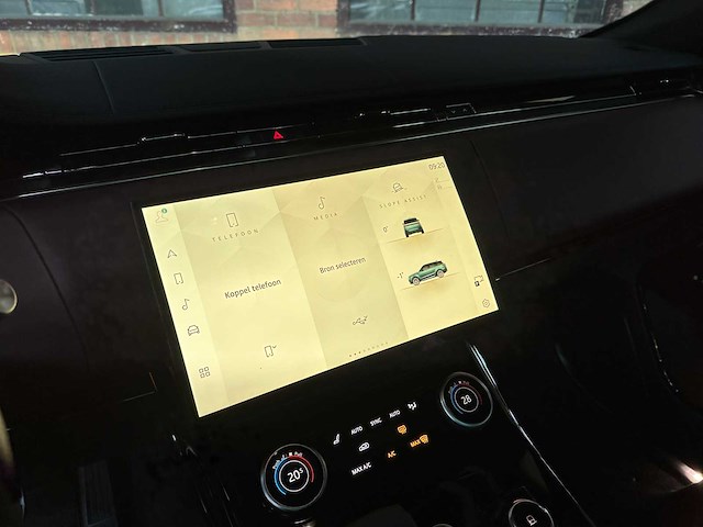 Land rover range rover sport d250 se dynamic 3.0 v6 249pk 2023 - afbeelding 19 van  43