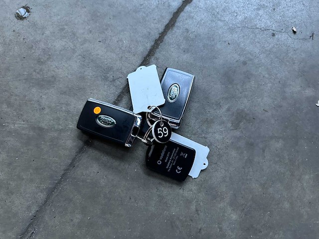 Land rover range rover sport d250 se dynamic 3.0 v6 249pk 2023 - afbeelding 32 van  43