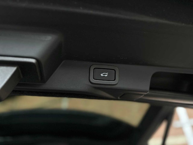 Land rover range rover sport svr 5.0 v8 supercharged 575pk 2019, r-184-sh - afbeelding 36 van  49