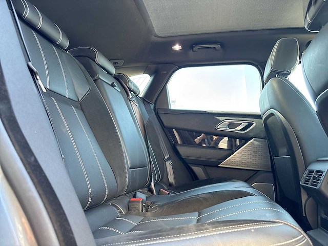 Land rover range rover velar 2.0 d240 awd 2019 | x-403-kk - afbeelding 24 van  32