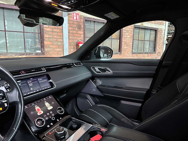 Land rover range rover velar 2.0 i4 awd r-d hse 237pk 2017, pp-174-l - afbeelding 16 van  54