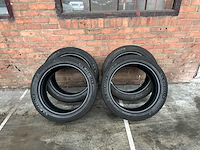 Land rover range rover velar 2.0 i4 awd r-d hse 237pk 2017, pp-174-l - afbeelding 46 van  54