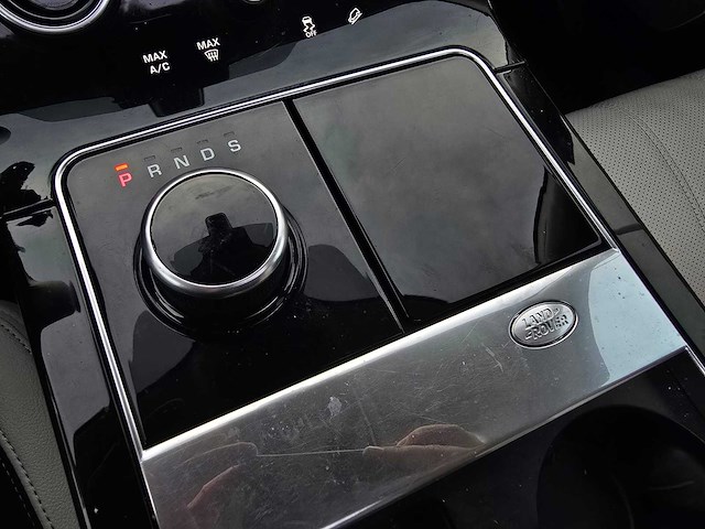 Land rover range rover velar 2.0 i4 awd r-dynamic hse 2017 | rf-208-v - afbeelding 14 van  37