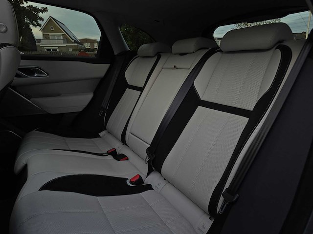 Land rover range rover velar 2.0 i4 awd r-dynamic hse 2017 | rf-208-v - afbeelding 27 van  37