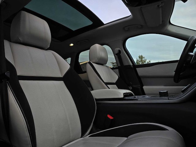 Land rover range rover velar 2.0 i4 awd r-dynamic hse 2017 | rf-208-v - afbeelding 31 van  37