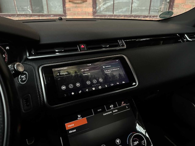 Land rover range rover velar 2.0 i4 awd r-dynamic se 241pk 2017 (origineel-nl), px-296-f - afbeelding 25 van  46