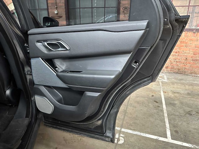 Land rover range rover velar 2.0 i4 awd r-dynamic se 241pk 2017 (origineel-nl), px-296-f - afbeelding 35 van  46