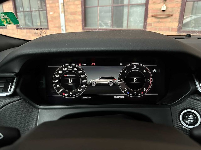 Land rover range rover velar 2.0 i4 awd r-dynamic se 241pk 2017 (origineel-nl), px-296-f - afbeelding 22 van  46