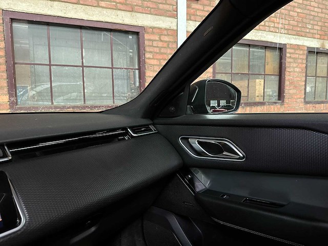 Land rover range rover velar 2.0 i4 awd se 179pk 2018, t-940-tj - afbeelding 11 van  20
