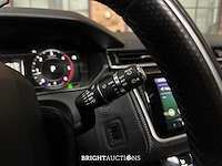 Land rover range rover velar 2.0 i4 awd se 179pk 2018, t-940-tj - afbeelding 21 van  42