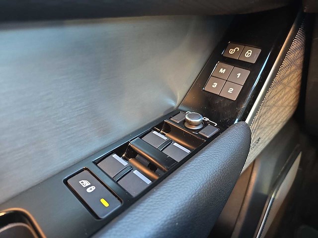 Land rover range rover velar 3.0 d300 awd r-d hse 2019 | x-150-rb - afbeelding 4 van  34
