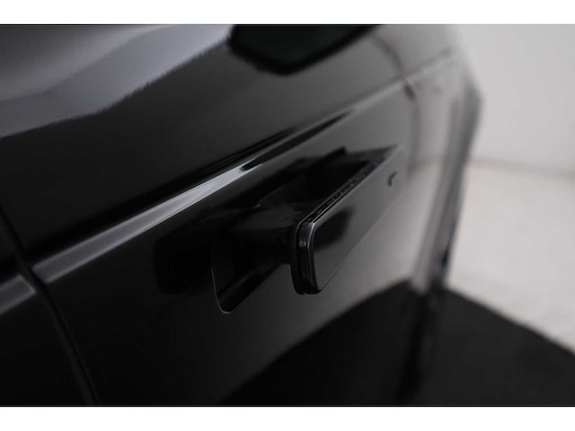 Land rover range rover velar r-dynamic 3.0 sdv6 awd 300pk 2018, r-424-rx - afbeelding 37 van  38