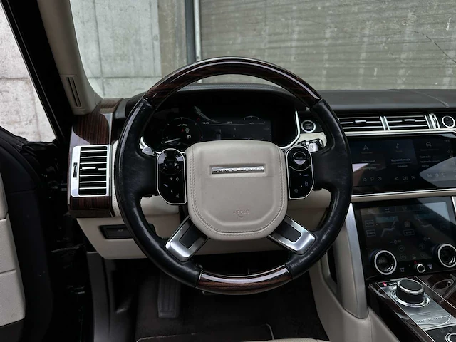 Land rover range rover vogue 3.0 tdv6 autobiography 250pk 2014 - afbeelding 31 van  72