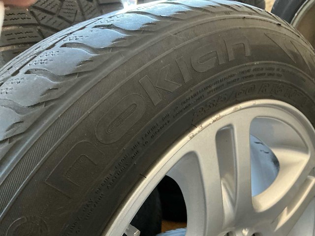 Land rover velg met band (32x) - afbeelding 32 van  36