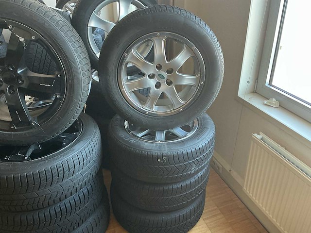 Land rover velg met band (32x) - afbeelding 17 van  36