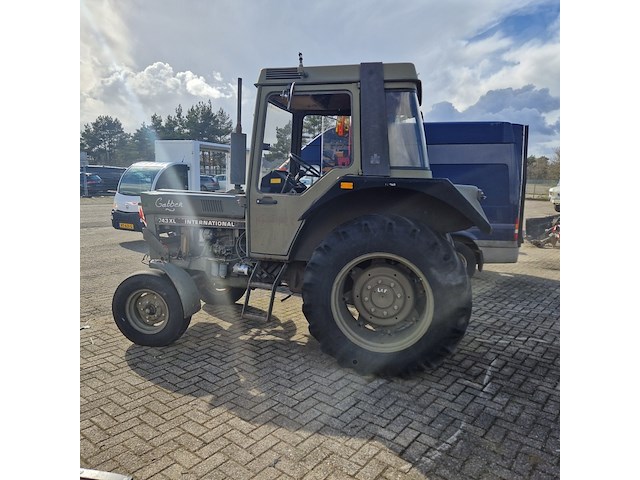 Landbouw tractor, international, 743xl, s/n. b4338d - afbeelding 44 van  47