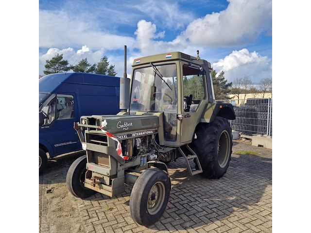 Landbouw tractor, international, 743xl, s/n. b4338d - afbeelding 45 van  47