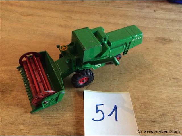 Landbouw voertuig maaidorser - afbeelding 1 van  5