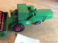 Landbouw voertuig maaidorser - afbeelding 2 van  5