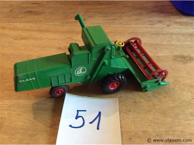 Landbouw voertuig maaidorser - afbeelding 3 van  5