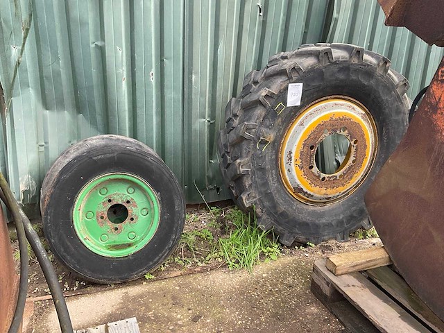 Landbouw wiel divers (3x) - afbeelding 1 van  3