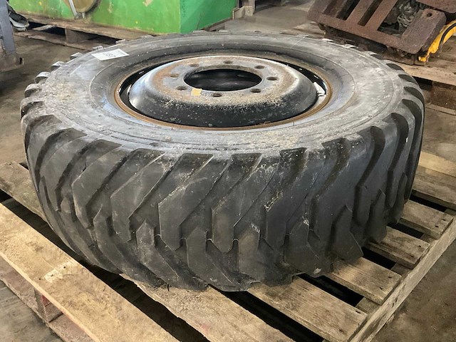 Landbouw wiel - afbeelding 4 van  5