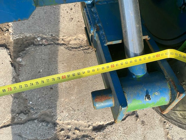 Landbouwas met dubbele wielen en hydraulisch remsysteem (435/50r19.5) - afbeelding 12 van  13