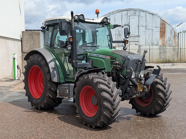Landbouwtrekker, fendt, 210 vario, 2015 - afbeelding 23 van  59