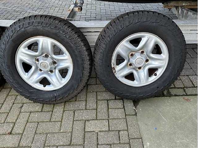 Landcruiser - toyota velgen + banden (4x) - afbeelding 7 van  12