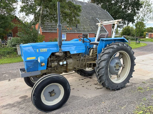 Landini - 1976 - r6000 special - oldtimer tractor - afbeelding 2 van  19