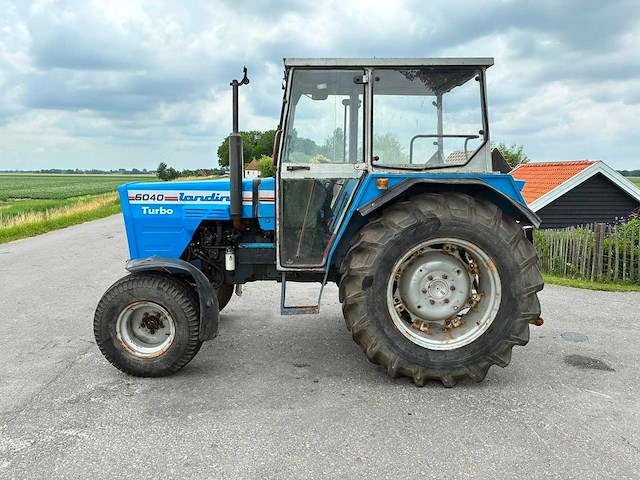 Landini 6040 tweewielaangedreven landbouwtractor - afbeelding 8 van  15