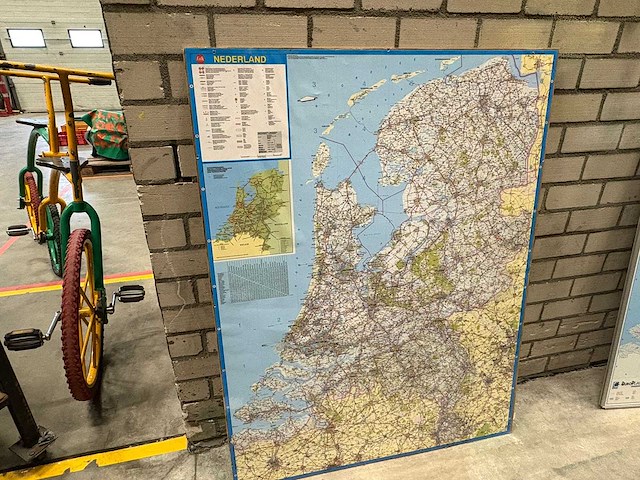 Landkaart nederland - afbeelding 1 van  2