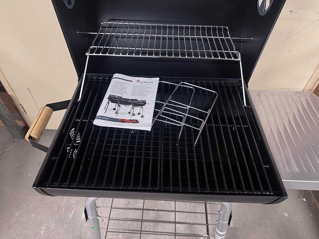 Landmann - black taurus - houtskool bbq - afbeelding 4 van  6