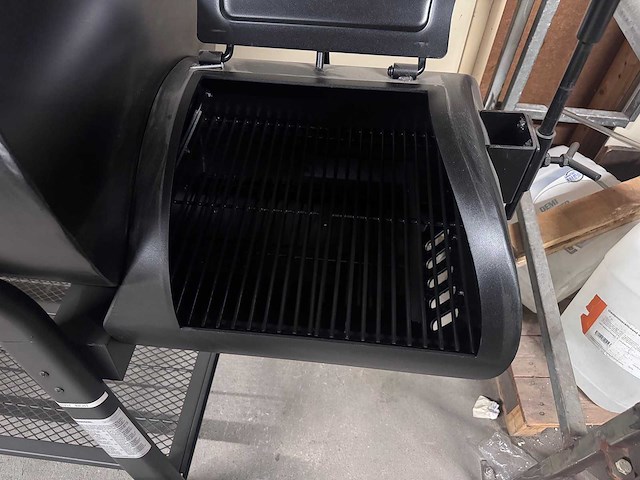Landmann - houtskoolsmoker vinsion 500 - houtskool bbq - afbeelding 7 van  9