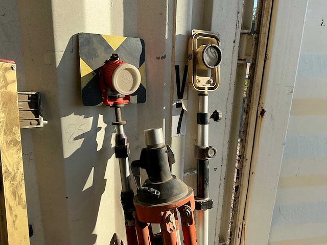 Landmeetapparatuur - afbeelding 3 van  4