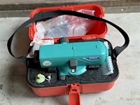 Landmeetinstrument sokkia - afbeelding 1 van  2