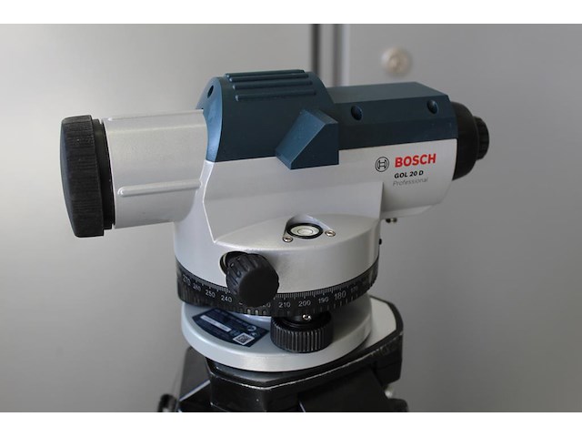 Landmeter bosch gol 20 d met laserliner statief en transportkoffer. - afbeelding 3 van  4