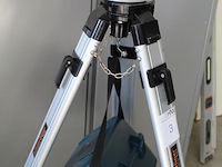 Landmeter bosch gol 20 d met laserliner statief en transportkoffer. - afbeelding 4 van  4